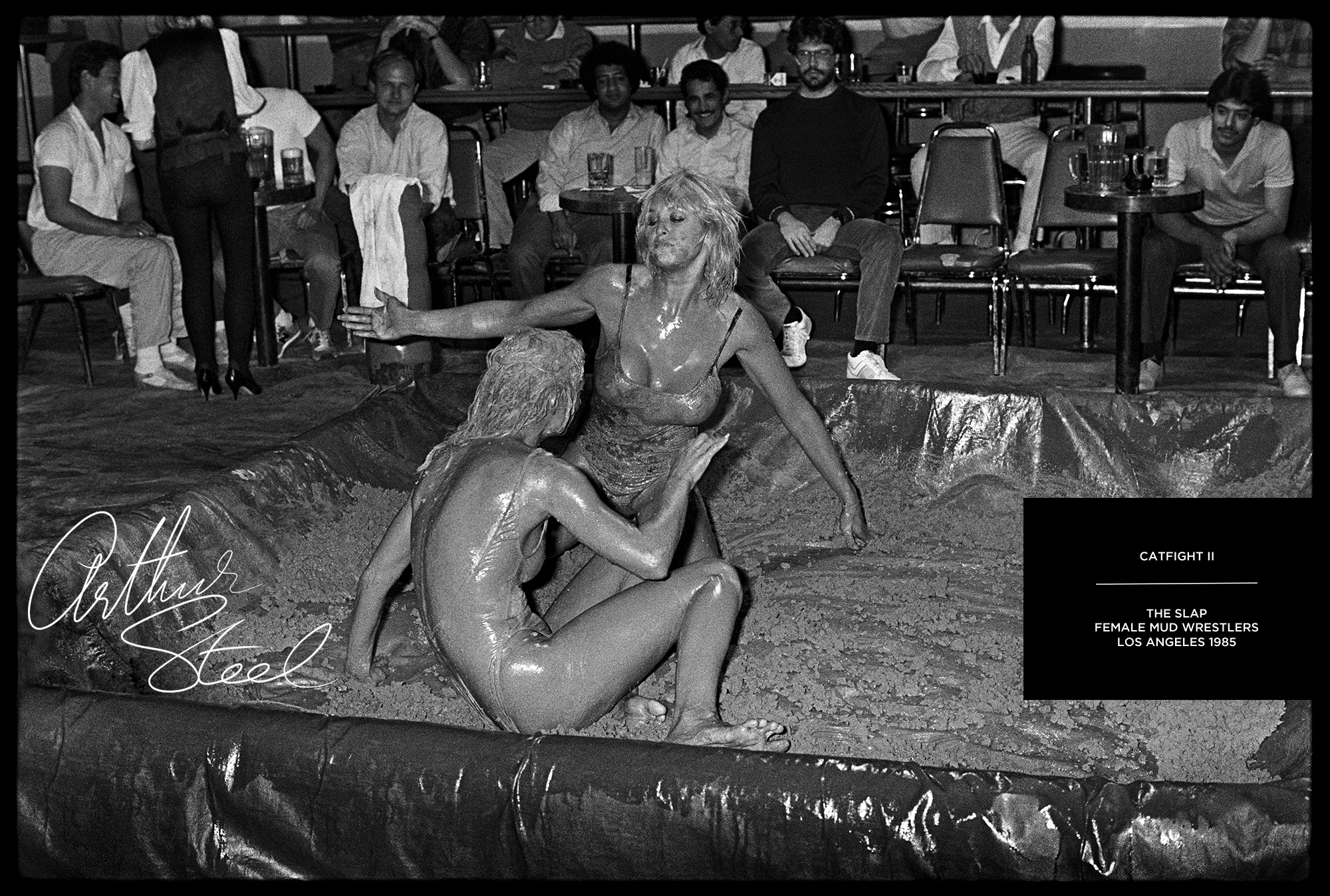 rare_black_and_white_photograph_catfight_female_fighting_mud_wrestlers_los_angelesby_arthur_steel